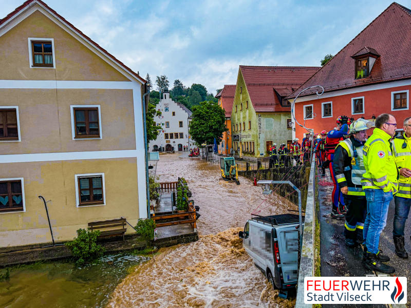 © Feuerwehr Stadt Vilseck / Überflutung an der Einsatzstelle